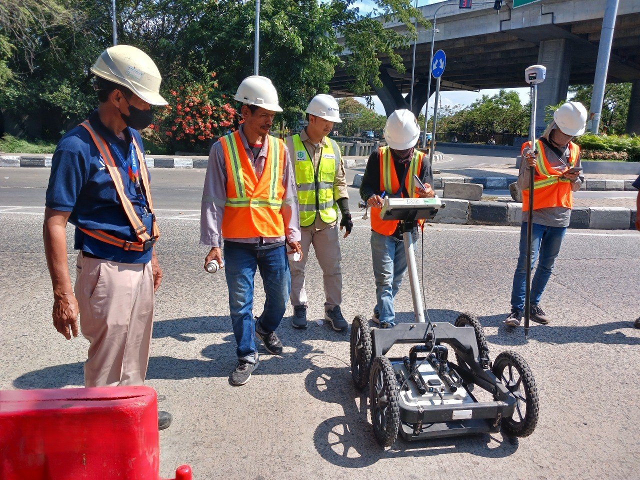 GPR (Geo Penetrating Radar)