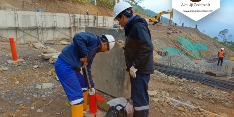 Monitoring Stabilitas Lereng Dengan Inclinometer